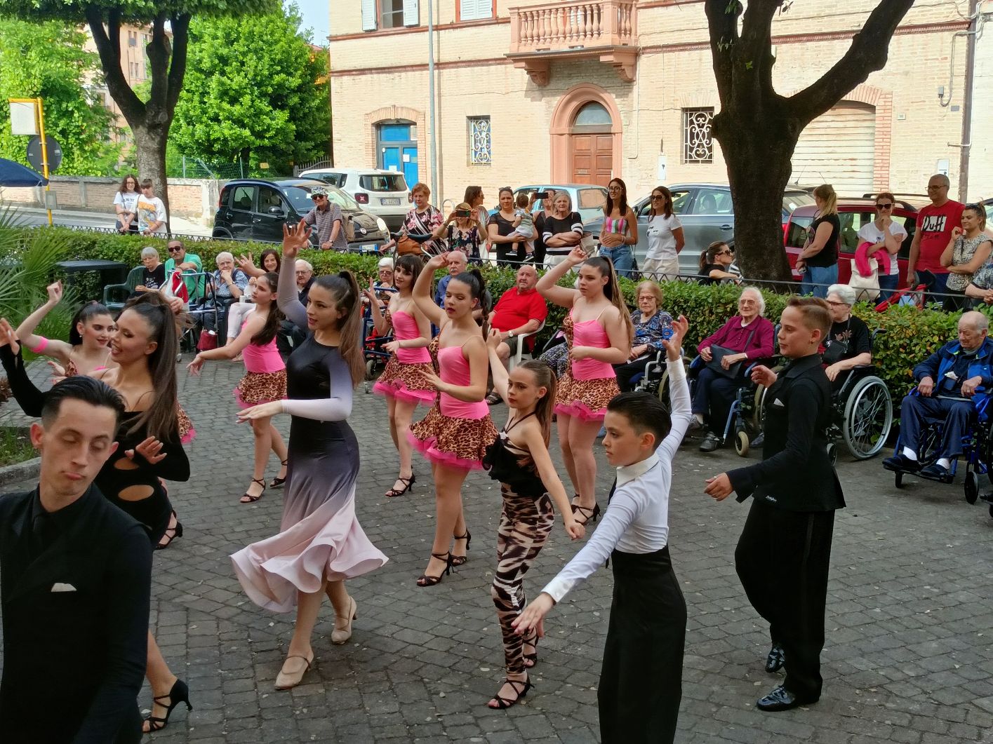 ESIBIZIONE DELLA ASD STUDIO DANCE ACADEMY MARTEDI 20 GIUGNO 2023